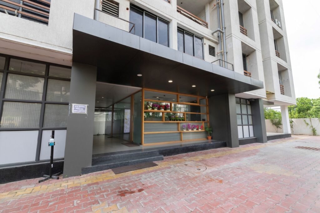 Kripal homes pg kripal homes pg entry